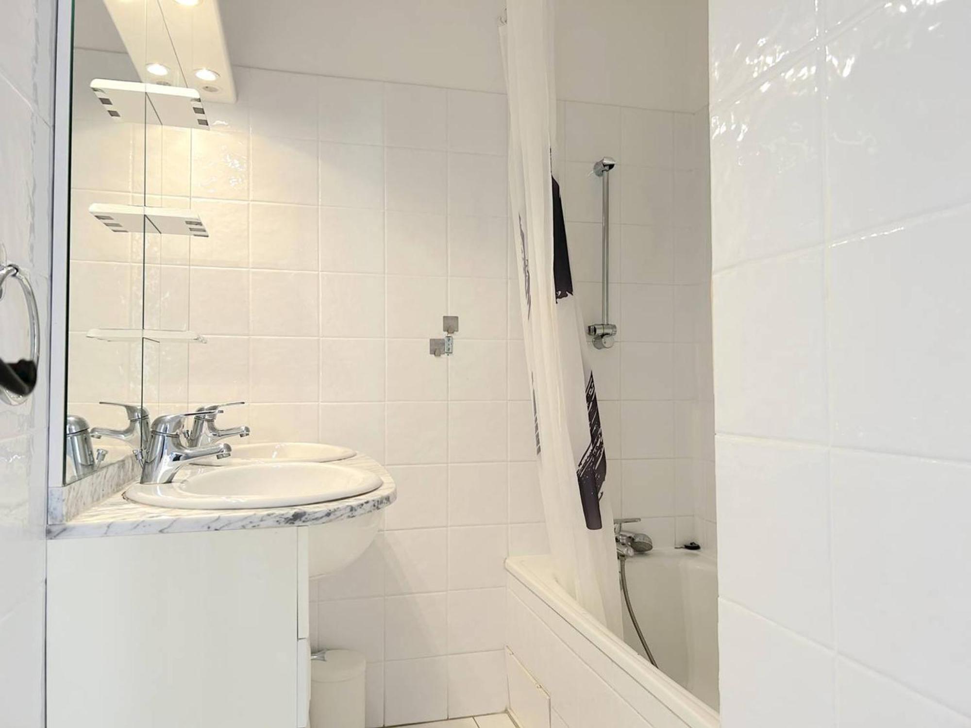 Appartement 3 Pieces 6 Pers Avec Terrasse, Clim, Piscine Privee, Parking - Fr-1-251-81 Le Lavandou Exterior photo